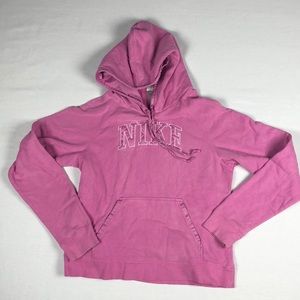 Vtg Nike hoodie. Women’s size L. Embroidery stitch